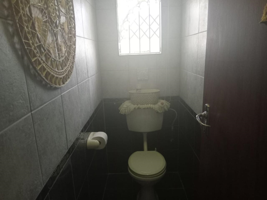 3 Bedroom Property for Sale in Heuwelsig Northern Cape